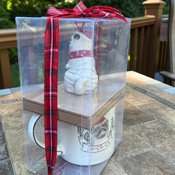 New 2020 Blue Sky pug Christmas ornament paired with FA-LA-LA Mug. Gift boxed - Picture 6 of 8